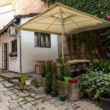 Apartment Rale